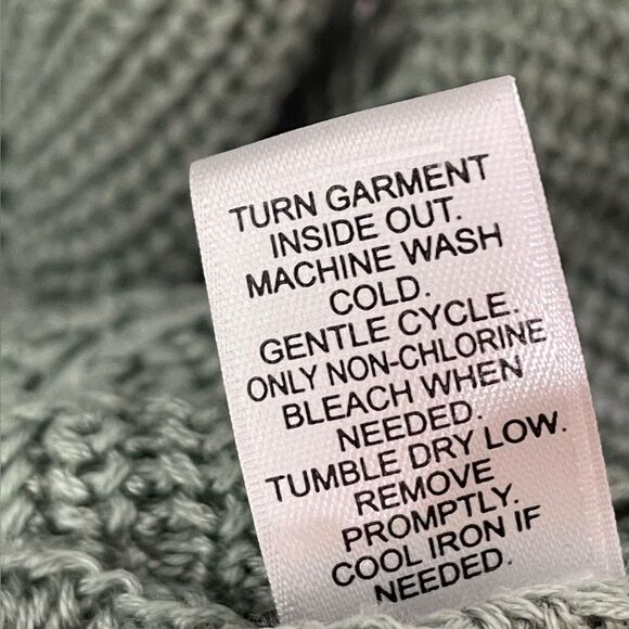 Versona Oversized Batwing Sweater Green S/M - Picture 9 of 9